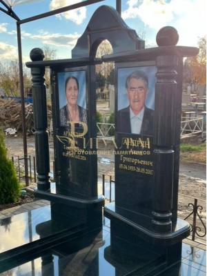 Зеркальный памятник 323 — ritualum.ru